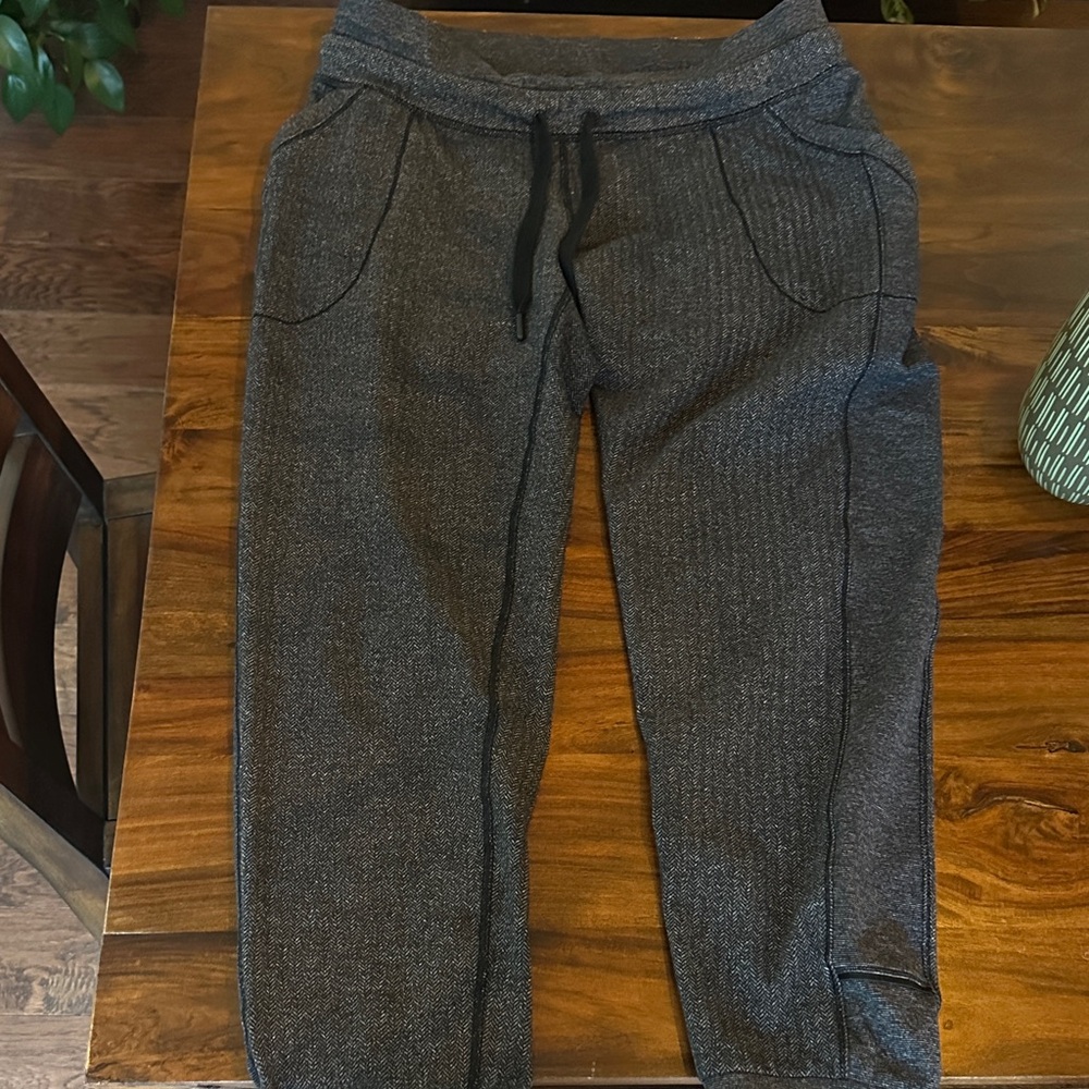Lululemon Scuba Joggers